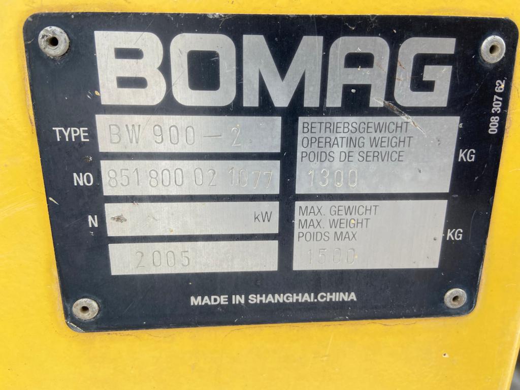 COMPACTADOR BOMAG BW 900-2